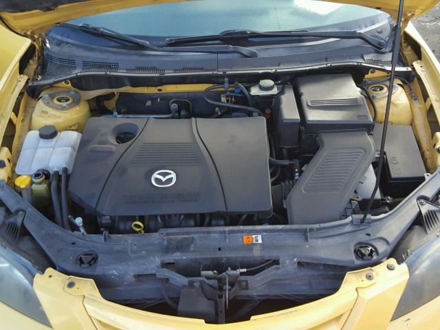 JM1BK323X41217504 - 2004 MAZDA 3 S YELLOW photo 7