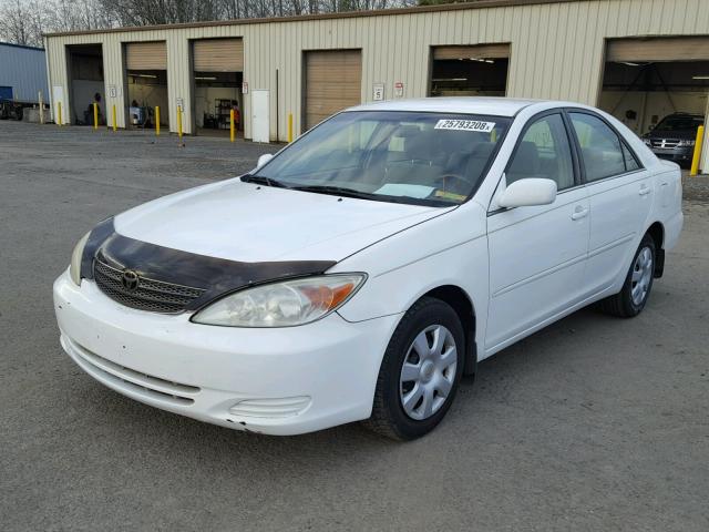 4T1BE32K94U269098 - 2004 TOYOTA CAMRY LE WHITE photo 2