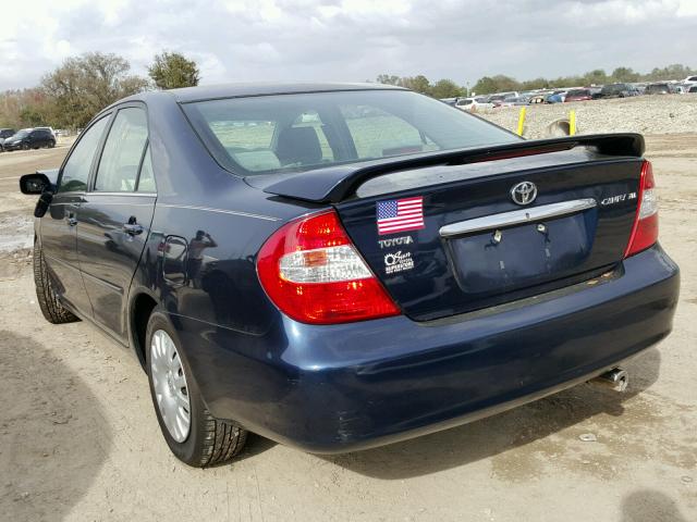 4T1BE32K52U596885 - 2002 TOYOTA CAMRY LE BLUE photo 3