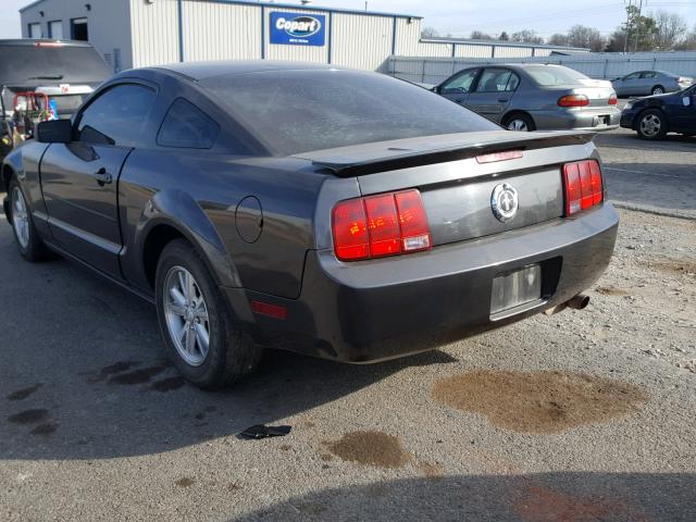 1ZVHT80N485137328 - 2008 FORD MUSTANG CHARCOAL photo 3