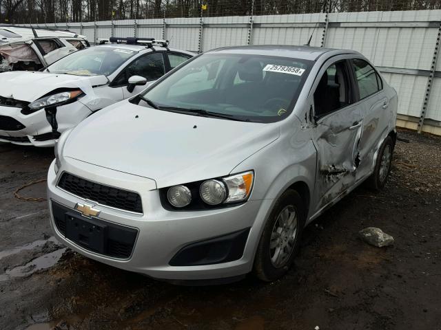 1G1JC5SH2E4182398 - 2014 CHEVROLET SONIC LT SILVER photo 2