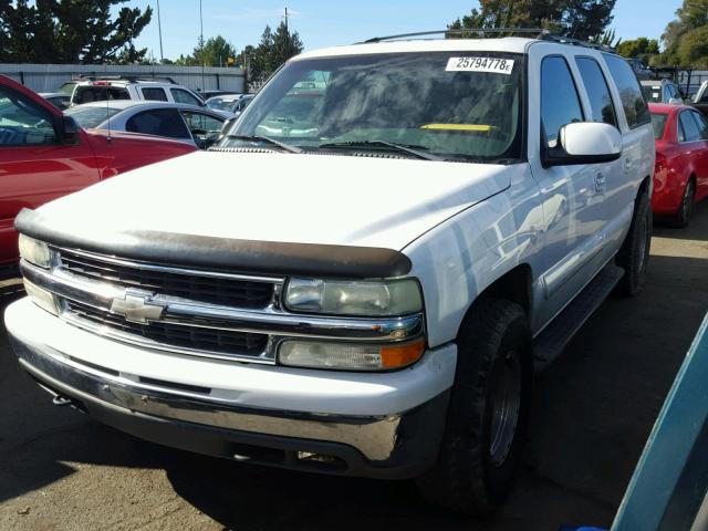 3GNFK16T12G339965 - 2002 CHEVROLET SUBURBAN K WHITE photo 2