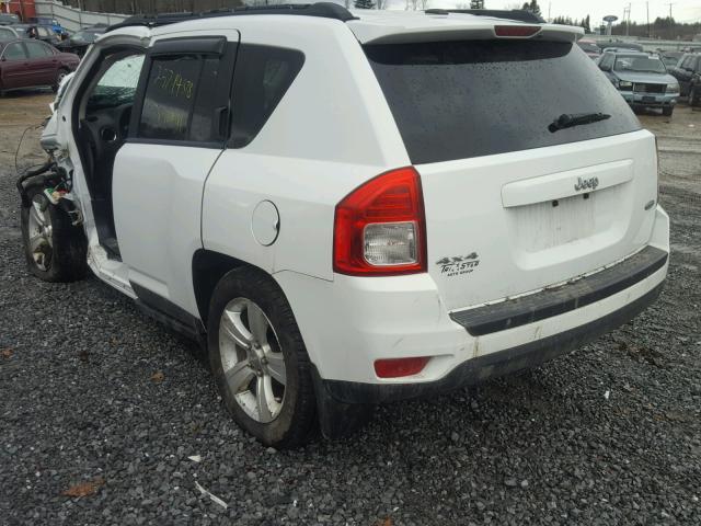 1C4NJDEB2DD261584 - 2013 JEEP COMPASS LA WHITE photo 3