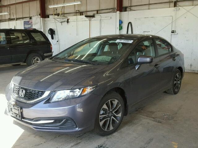 2HGFB2E51FH030991 - 2015 HONDA CIVIC LX GRAY photo 2