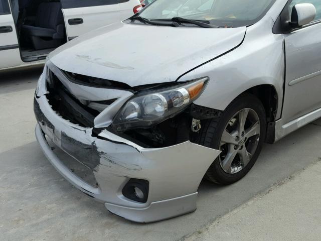 2T1BU4EE7CC832714 - 2012 TOYOTA COROLLA BA SILVER photo 9