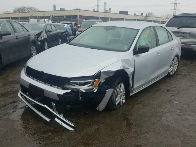3VW1K7AJ3FM243755 - 2015 VOLKSWAGEN JETTA BASE ვერცხლისფერი ფოტო 2
