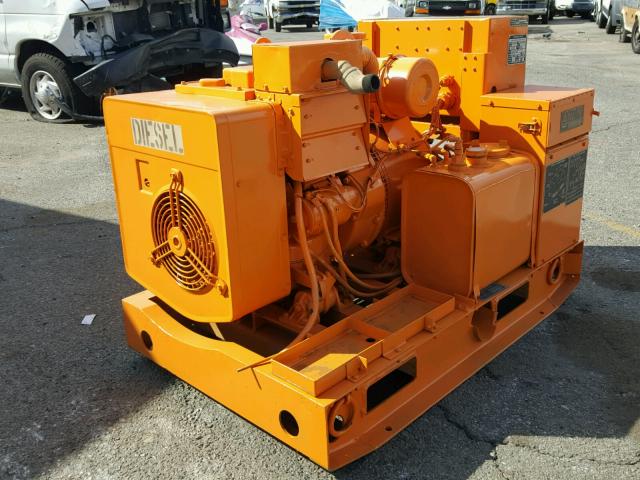 B1LL0FSALE2579656 - 2007 LIBB GENERATOR ORANGE photo 4