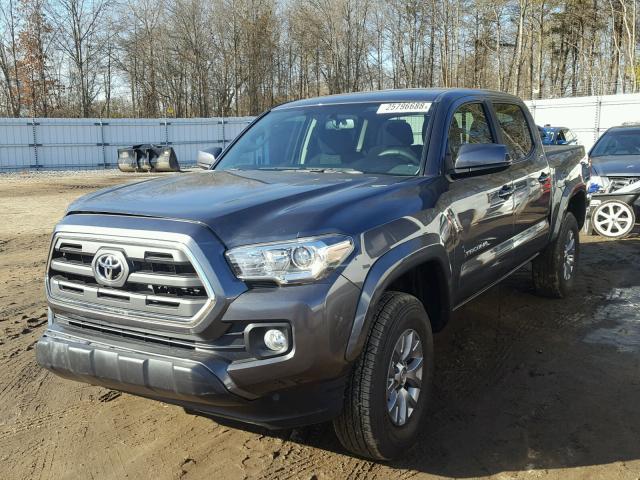 5TFAZ5CN5HX049261 - 2017 TOYOTA TACOMA DOU GRAY photo 2