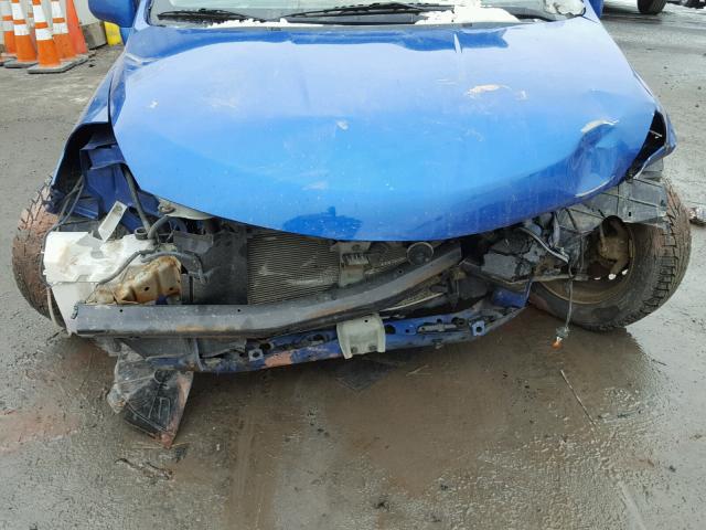 3N1BC13E88L449957 - 2008 NISSAN VERSA S BLUE photo 9