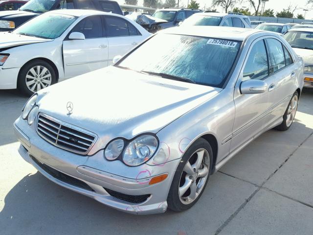 WDBRF52HX6F736521 - 2006 MERCEDES-BENZ C GENERATI SILVER photo 2