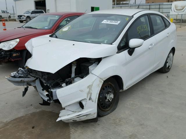 3FADP4AJXEM134262 - 2014 FORD FIESTA S WHITE photo 2