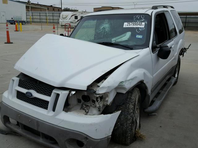 1FMYU60E21UB41437 - 2001 FORD EXPLORER S WHITE photo 2