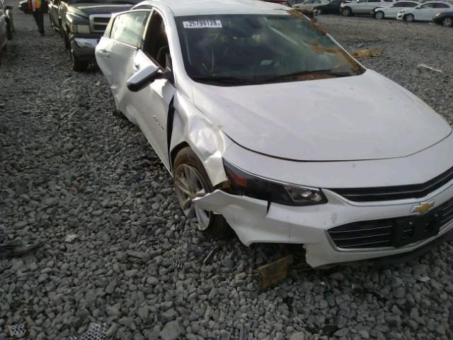 1G1ZD5ST0JF109582 - 2018 CHEVROLET MALIBU LT WHITE photo 9