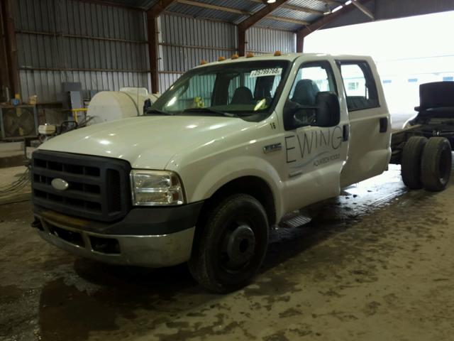 1FDWW36P47EB12324 - 2007 FORD F350 SUPER WHITE photo 2