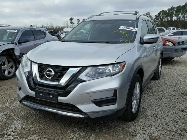 JN8AT2MT2HW383402 - 2017 NISSAN ROGUE S SILVER photo 2