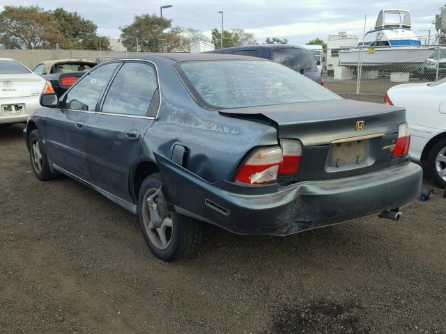 1HGCD5630TA133714 - 1996 HONDA ACCORD LX BLUE photo 3