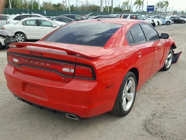 2C3CDXCT1EH117402 - 2014 DODGE CHARGER R/ RED photo 4
