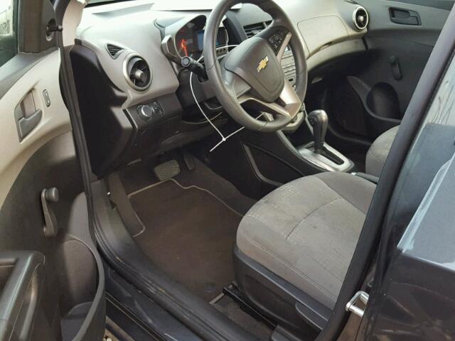 1G1JA5SH5G4125007 - 2016 CHEVROLET SONIC LS CHARCOAL photo 9