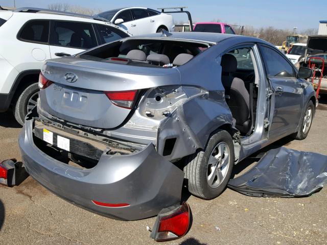 5NPDH4AE6FH563450 - 2015 HYUNDAI ELANTRA SE SILVER photo 4