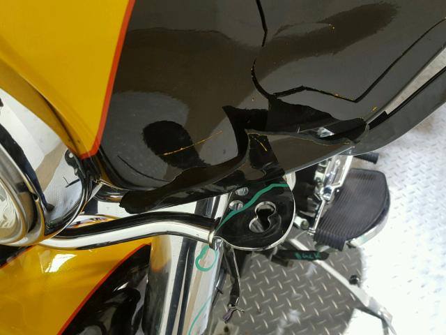 1HD1KEM16DB608337 - 2013 HARLEY-DAVIDSON FLHTK ELEC 黄色 照片 15