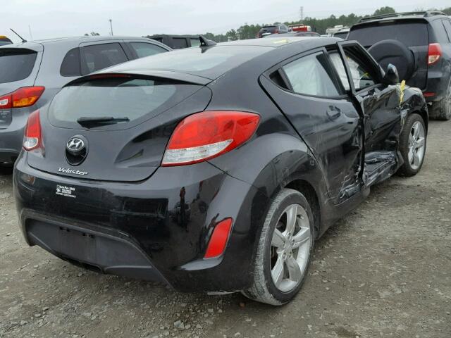 KMHTC6AD2EU200527 - 2014 HYUNDAI VELOSTER B BLACK photo 4