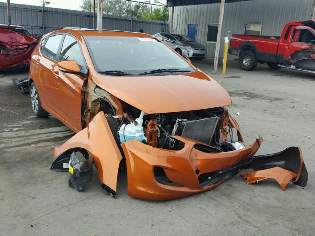 KMHCU5AE7FU226056 - 2015 HYUNDAI ACCENT GLS ORANGE photo 1