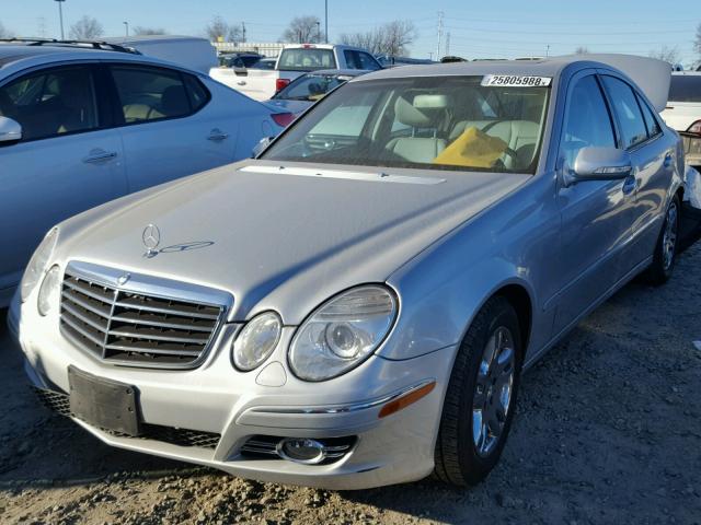 WDBUF56X18B213250 - 2008 MERCEDES-BENZ E 350 SILVER photo 2