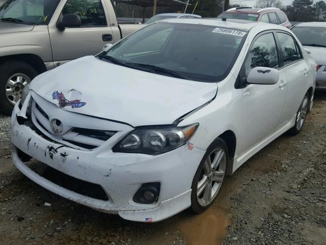 5YFBU4EE0DP138237 - 2013 TOYOTA COROLLA BA WHITE photo 2