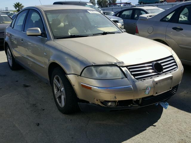 WVWPD63B42P014903 - 2002 VOLKSWAGEN PASSAT GLS GOLD photo 1