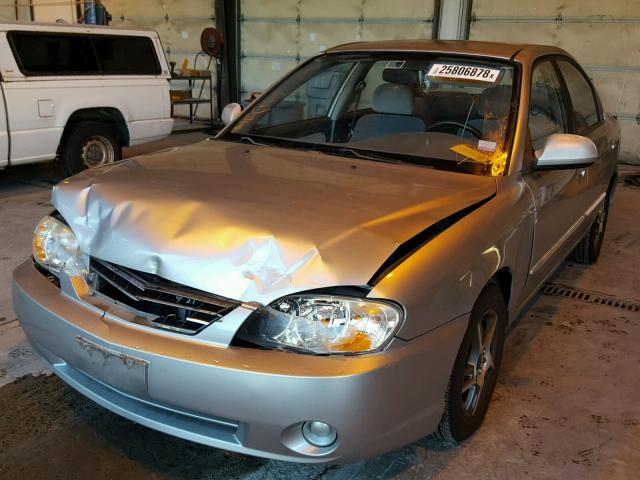 KNAFB121135272495 - 2003 KIA SPECTRA BA SILVER photo 2