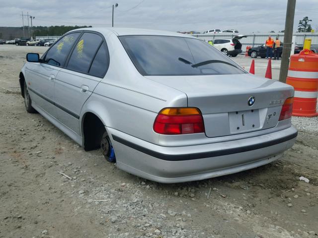 WBADM6348XGU02404 - 1999 BMW 528 I AUTO SILVER photo 3