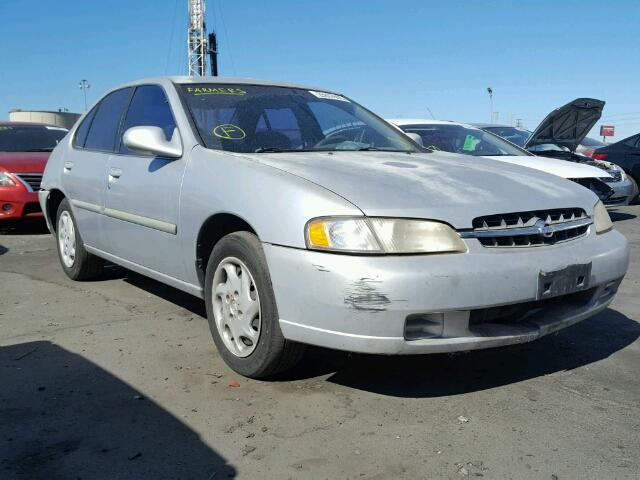 1N4DL01D1WC217841 - 1998 NISSAN ALTIMA XE SILVER photo 1