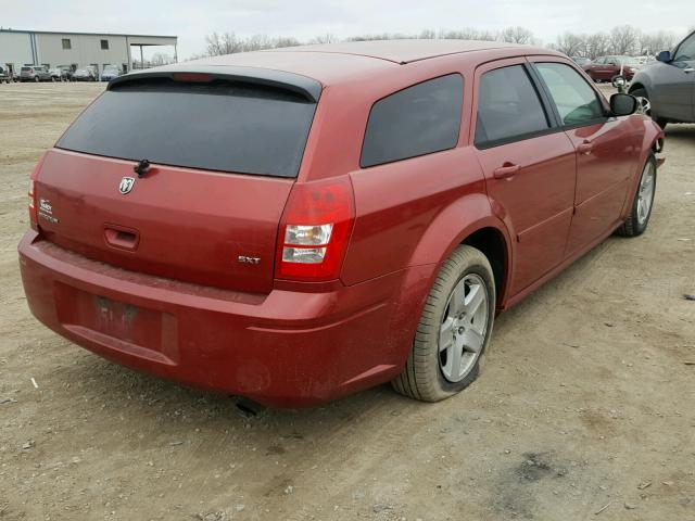 2D4FV48V05H607234 - 2005 DODGE MAGNUM SXT MAROON photo 4