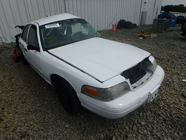 2FAFP71W57X143416 - 2007 FORD CROWN VIC WHITE photo 1