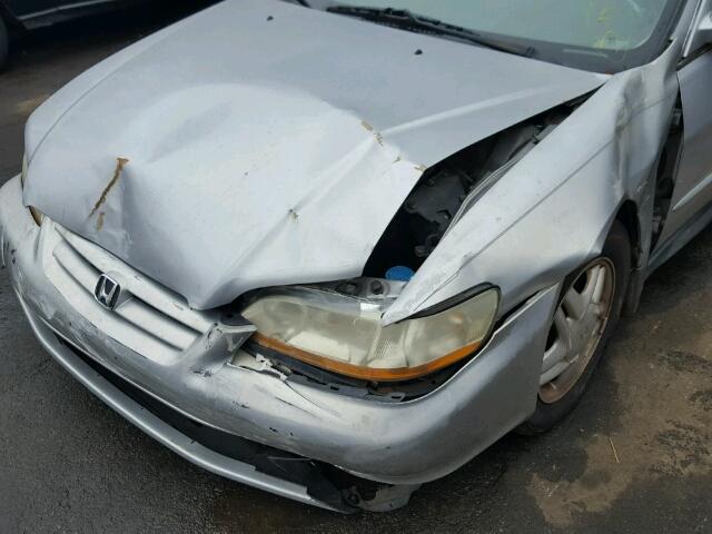 1HGCG55491A107725 - 2001 HONDA ACCORD LX SILVER photo 9