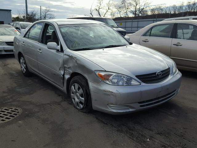 4T1BE32K12U008805 - 2002 TOYOTA CAMRY LE GRAY photo 1
