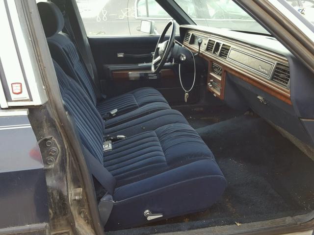 2FABP74F2JX207008 - 1988 FORD CROWN VICT BLUE photo 5