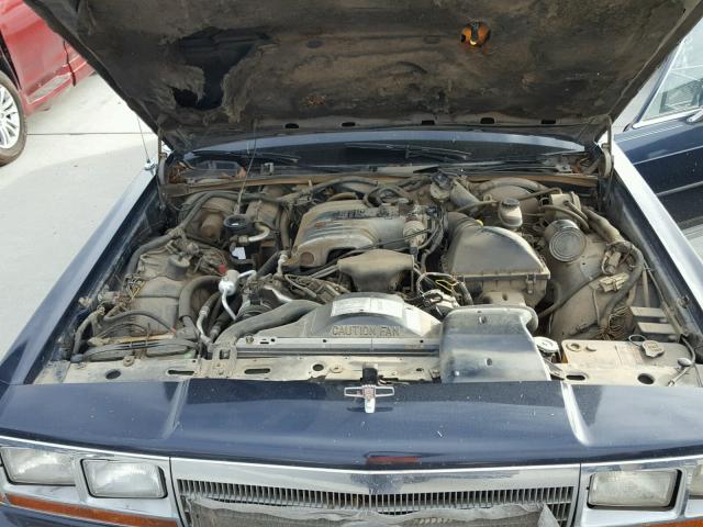 2FABP74F2JX207008 - 1988 FORD CROWN VICT BLUE photo 7