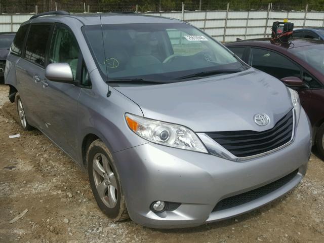 5TDKK3DC0DS395115 - 2013 TOYOTA SIENNA LE SILVER photo 1