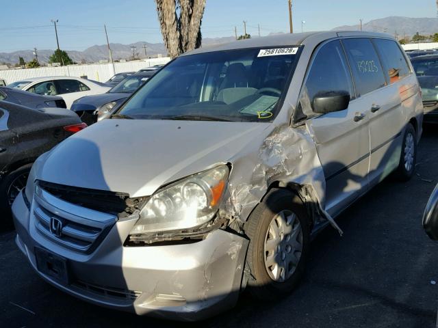 5FNRL38256B087135 - 2006 HONDA ODYSSEY LX SILVER photo 2