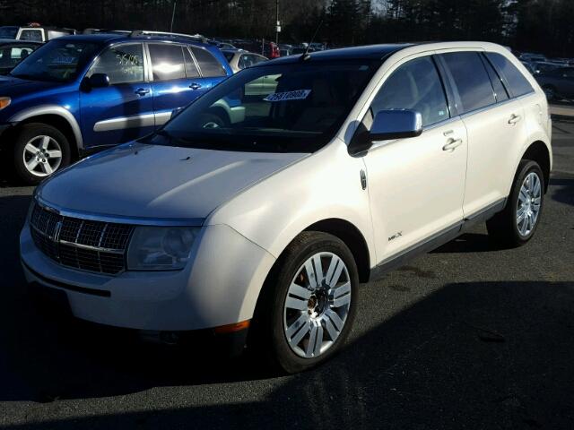 2LMDU88C58BJ05274 - 2008 LINCOLN MKX WHITE photo 2