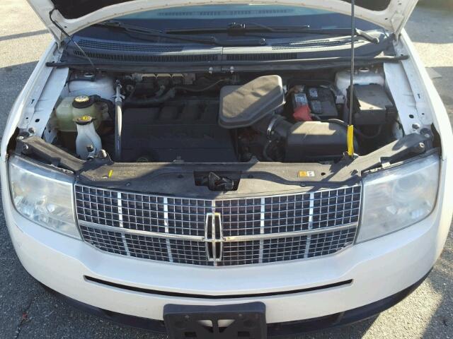 2LMDU88C58BJ05274 - 2008 LINCOLN MKX WHITE photo 7