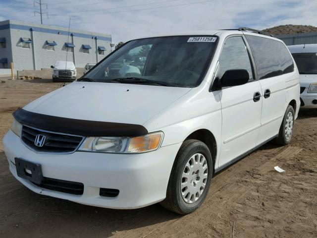 2HKRL18512H500386 - 2002 HONDA ODYSSEY LX WHITE photo 2