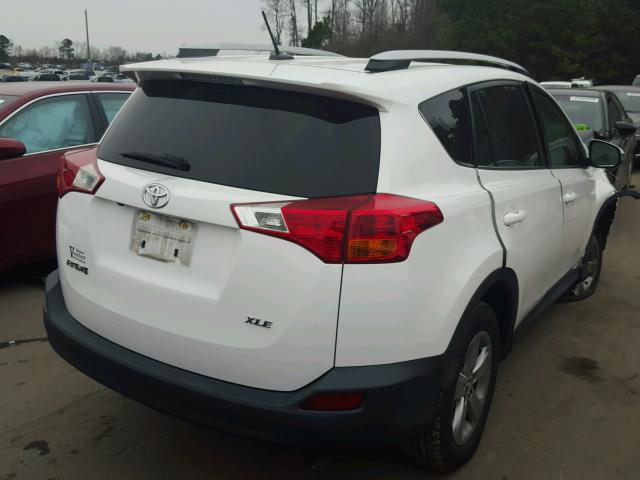 2T3WFREV8FW133837 - 2015 TOYOTA RAV4 XLE WHITE photo 4