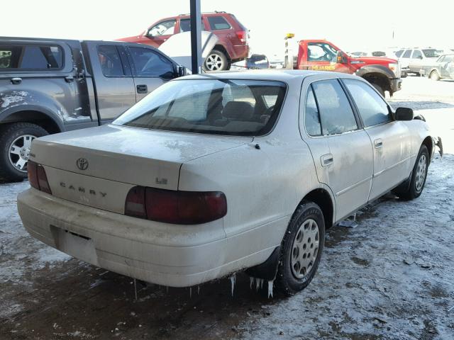 JT2BG12K8T0413094 - 1996 TOYOTA CAMRY DX WHITE photo 4