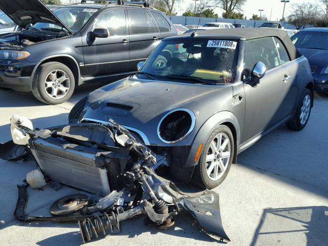 WMWZP3C59BTX83233 - 2011 MINI COOPER S GRAY photo 2