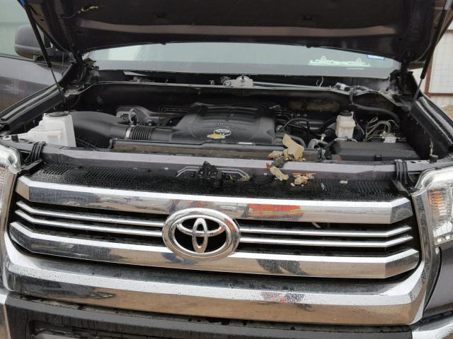 5TFEW5F10GX202730 - 2016 TOYOTA TUNDRA CRE GRAY photo 7