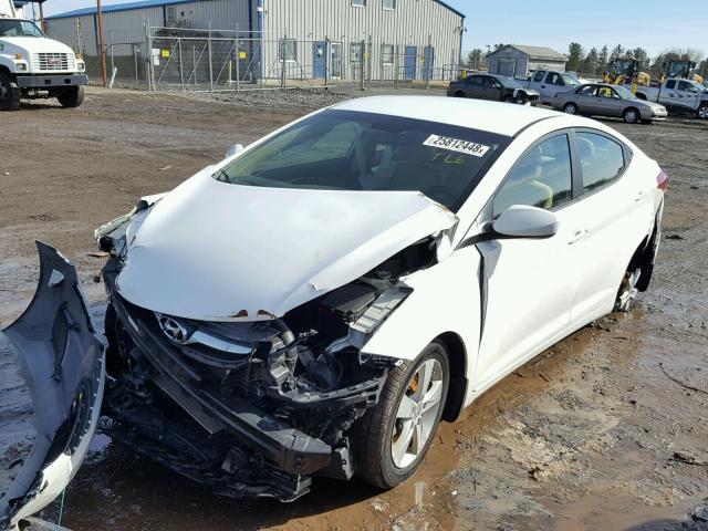 5NPDH4AE7DH381477 - 2013 HYUNDAI ELANTRA GL WHITE photo 2