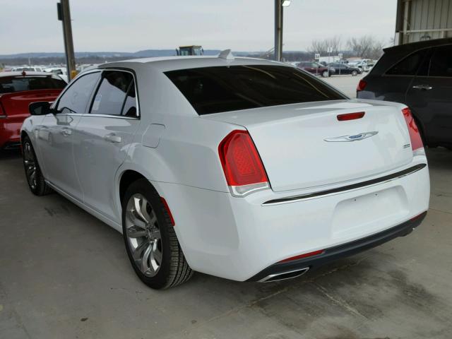 2C3CCAAG9HH668168 - 2017 CHRYSLER 300 LIMITE WHITE photo 3