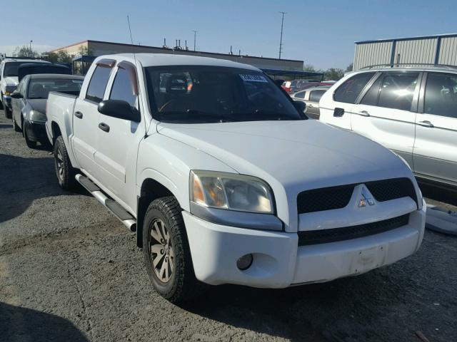 1Z7HC28K77S110753 - 2007 MITSUBISHI RAIDER LS WHITE photo 1